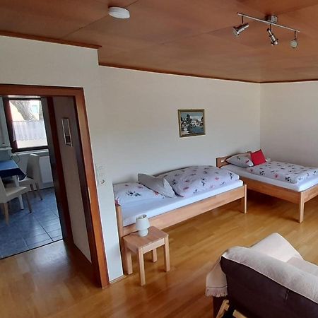 Buedingen-Ferienwohnung Bausch Exteriör bild